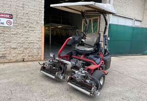 Toro Greensmaster 3400 Triflex: 25.5hp - for Superior cut quality and aftercut appearance!