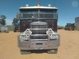 Kenworth K100E - picture0' - Click to enlarge