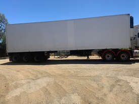 Custom  Refrigerated Van Trailer - picture0' - Click to enlarge