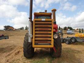 VERSATILE 835 ARTICULATED TRACTOR - picture0' - Click to enlarge