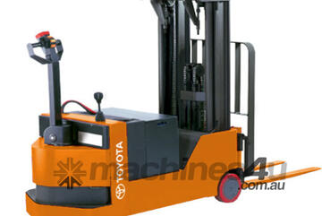 Toyota RCS22/30/40 Walkie Stacker