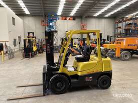 2.5t Hyster LPG FOrklift - picture0' - Click to enlarge