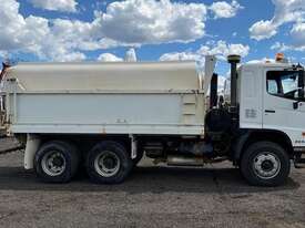 Hino FM1J 500 Series - picture0' - Click to enlarge
