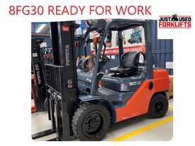 TOYOTA 32-8FG30 S/N 61776 DUAL FUEL LPG/PETROL FORKLIFT 3 TON CAPACITY ***LOCATED IN SYDNEY NSW***  - picture0' - Click to enlarge