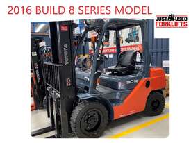 TOYOTA 32-8FG30 S/N 61776 DUAL FUEL LPG/PETROL FORKLIFT 3 TON CAPACITY ***LOCATED IN SYDNEY NSW***  - picture1' - Click to enlarge