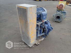 3 PHASE CONCRETE PUMP - picture0' - Click to enlarge