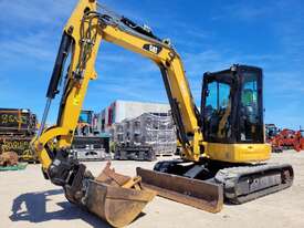 2018 CAT 305E2 CR 5T EXCAVATOR WITH TILT HITCH AND FULL SET ATTACHMENTS - picture0' - Click to enlarge
