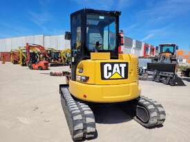 2018 CAT 305E2 CR 5T EXCAVATOR WITH TILT HITCH AND FULL SET ATTACHMENTS - picture1' - Click to enlarge