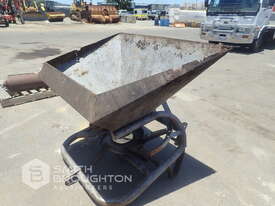 3 POINT LINKAGE SPREADER - picture0' - Click to enlarge