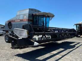 AGCO R72 Gleaner and 8000 30ft - picture0' - Click to enlarge