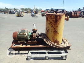 GRUNDFOS SKID MOUNT 3 PHASE PUMP & TANK - picture0' - Click to enlarge