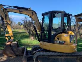 5.5t Cat Track Excavator - picture0' - Click to enlarge