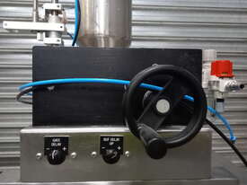 Asset AV3 single head liquid filling machine with conveyor and multiple accessories - picture1' - Click to enlarge