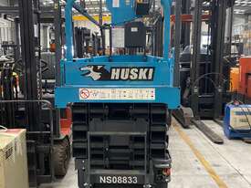 SV08ENL Huski Scissor lift  - picture0' - Click to enlarge