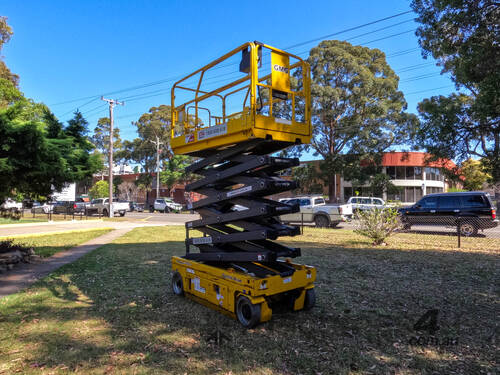 GMG 4046 ED  Electric Scissor Lift