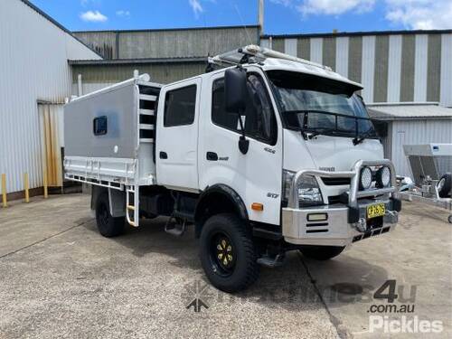 2017 Hino 300 817