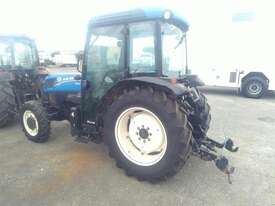 New Holland T4.95F - picture2' - Click to enlarge