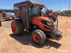 Kubota M8540 Narrow - picture0' - Click to enlarge