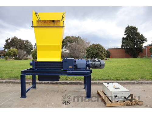 Industrial Dual Twin Shaft Shredder - 2 x 18.5kW - Brentwood AZ50