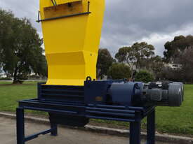 Industrial Dual Twin Shaft Shredder - 2 x 18.5kW - Brentwood AZ50 - picture2' - Click to enlarge