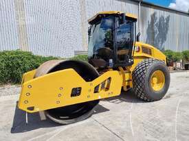 2022 CATERPILLAR CS12GC Roller - picture0' - Click to enlarge