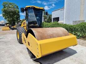 2022 CATERPILLAR CS12GC Roller - picture1' - Click to enlarge