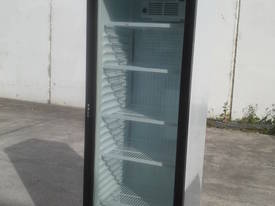 Single glass door fridge - picture0' - Click to enlarge