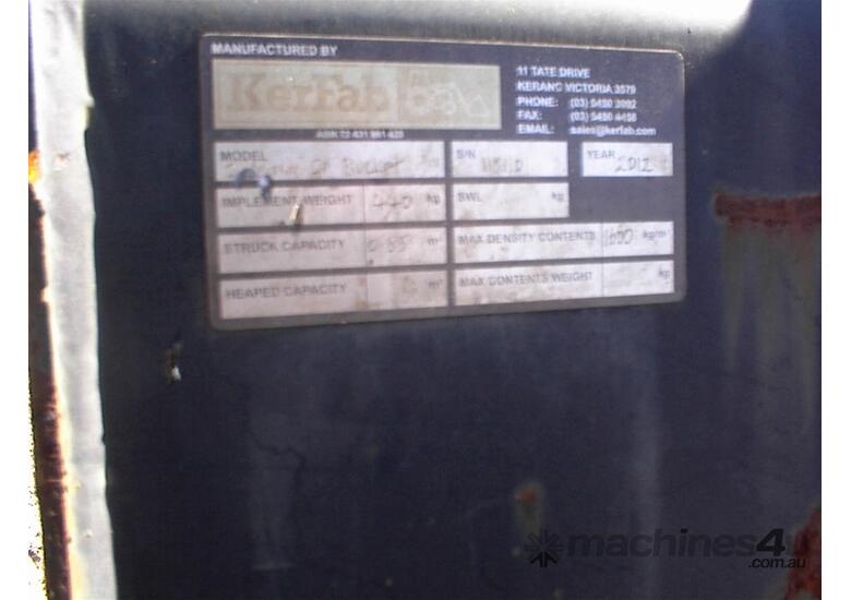 Used 2012 kerfab Telehandler bucket Telehandler Buckets in , Listed