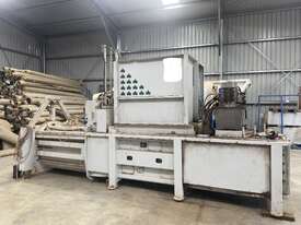 waste horizontal baler - picture0' - Click to enlarge