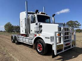 2002 Kenworth T650 - picture1' - Click to enlarge