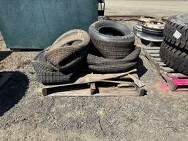 Assorted Tyres on Pallet x 4 - picture1' - Click to enlarge