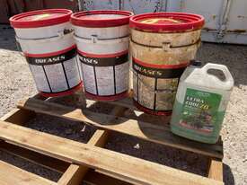 1 x Mixed Pallet of Oils - picture2' - Click to enlarge