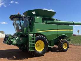 2015 John Deere S680 Header & 640D Front  - picture0' - Click to enlarge