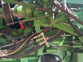 2015 John Deere S680 Header & 640D Front  - picture2' - Click to enlarge