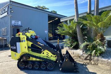 Hyload STL30 30HP Tracked Mini Loader