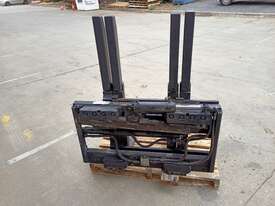 Forklift Attachment - picture0' - Click to enlarge