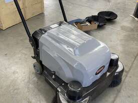 Electric Push behind Sweeper - picture1' - Click to enlarge