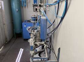 Robinson Spray Painting System with Gantry Crane - picture1' - Click to enlarge