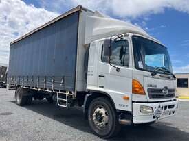 2007 Hino 500 1727 GH Pantech Curtainsider - picture0' - Click to enlarge