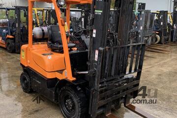 HYSTER H2.5X 2.5 Tonne Container Mast LPG Forklift