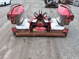 2015 Trimax Stealth Wing Mower (Council Asset) - picture2' - Click to enlarge