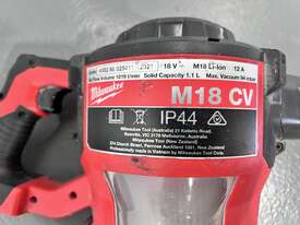 Milwaukee cordless compact vacs - picture0' - Click to enlarge