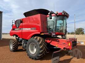 Case IH 8230 w/ 2152 40ft Draper - picture0' - Click to enlarge