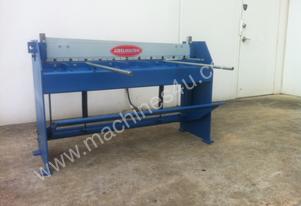 New Model, Treadle Gullotine - 1270mm x 1.6 With Back Gauge