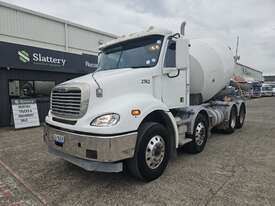 2021 Freightliner FLX   8x4 Concrete - Agitator - picture1' - Click to enlarge