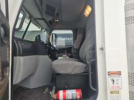 2021 Freightliner FLX   8x4 Concrete - Agitator - picture2' - Click to enlarge