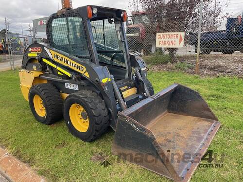 Skid Steer New Holland L220 Open Cab Ex-CBH 4020hrs Open cab