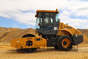 XCMG Single Drum Smooth Vibrating Roller | Model: XS83