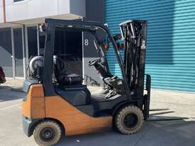 Toyota Forklift 1.8 Tone  - picture0' - Click to enlarge