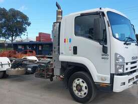 Isuzu FSR850 - picture0' - Click to enlarge